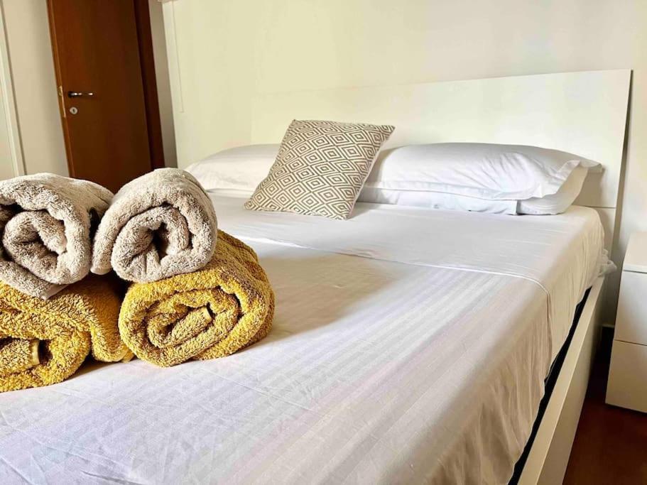 Suite In Bg Centro Con Netflix Bergamo Buitenkant foto